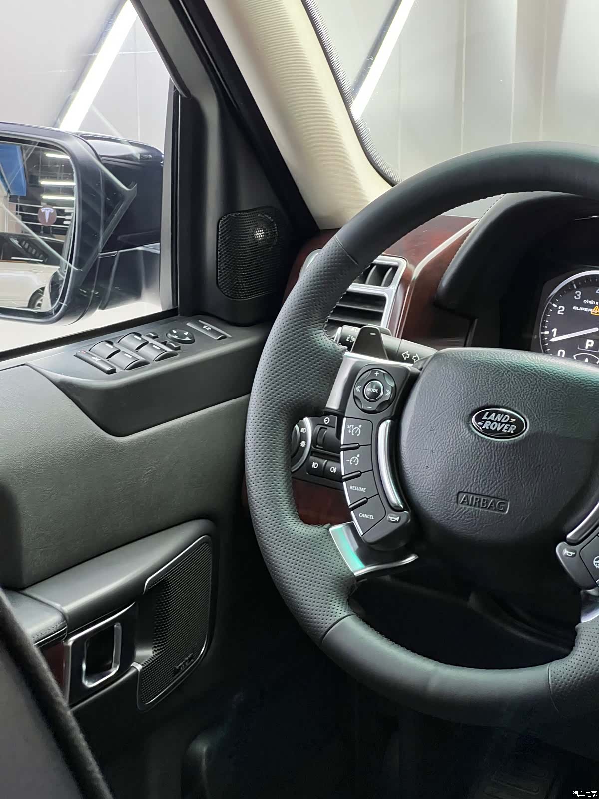 Land Rover Range Rover, 2011 21