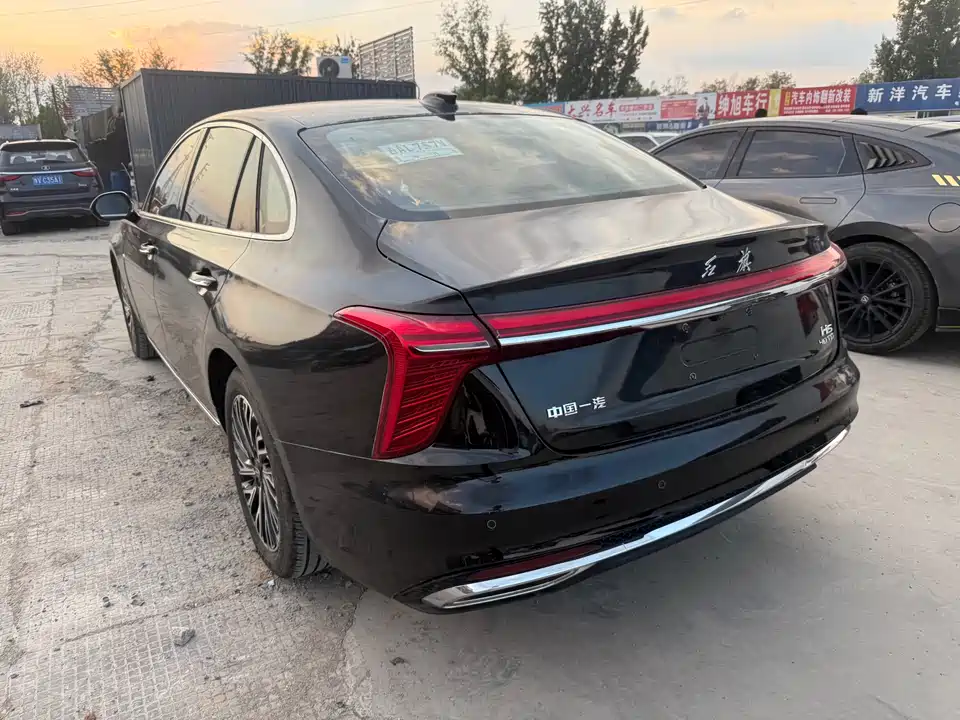 Hongqi H5