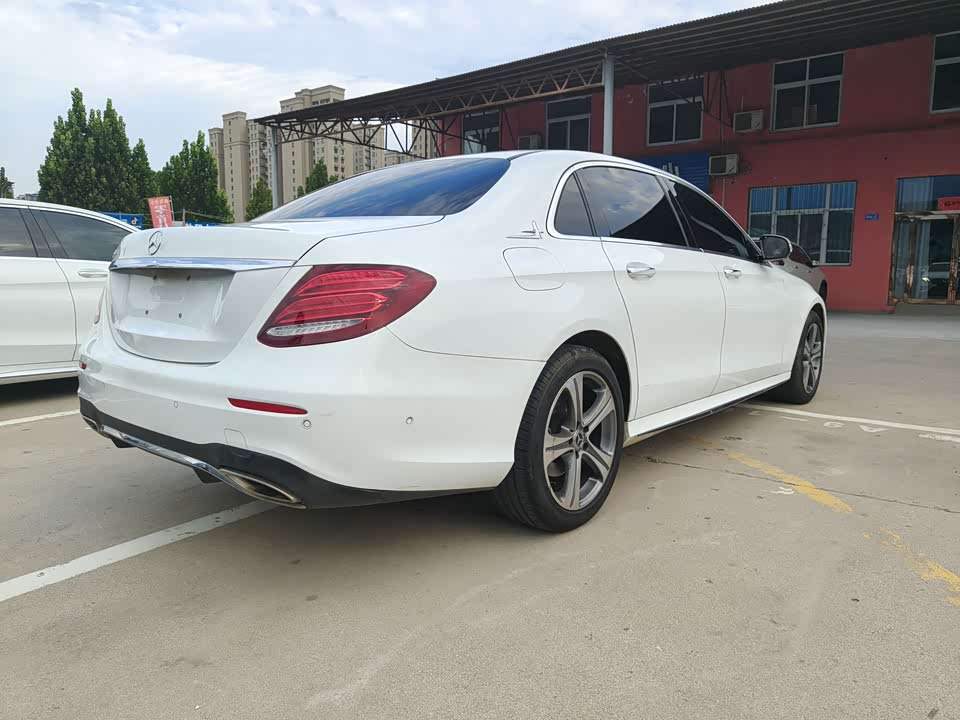 Mercedes-Benz E-class Mercedes-Benz E-class