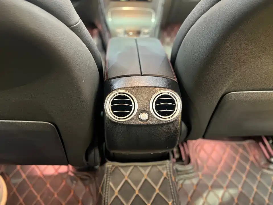 Mercedes-Benz GLC AMG