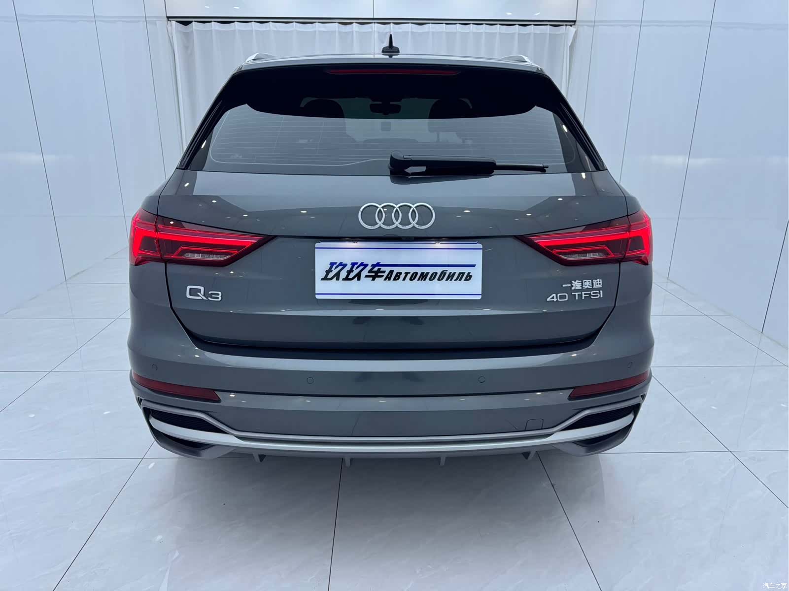Audi Q3, 2022 все фото