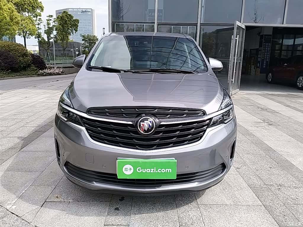 Buick GL8, 2022 3