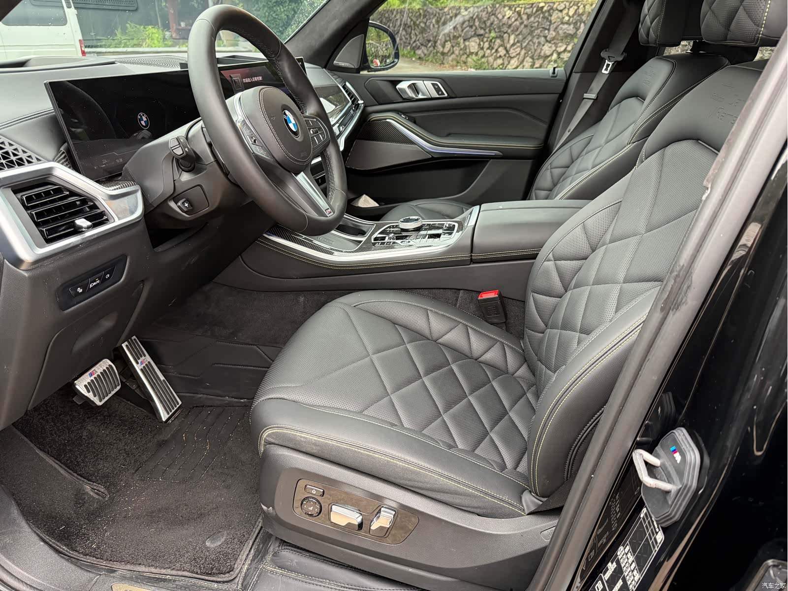 BMW X5, 2025 10