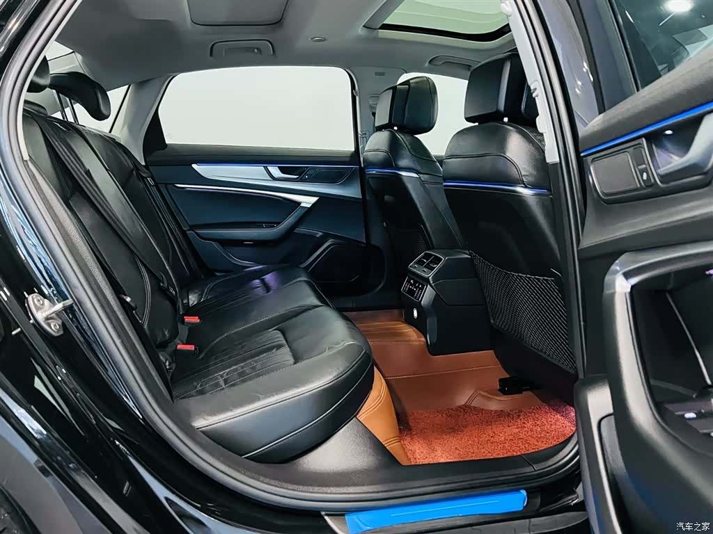 Audi A6L, 2022 11