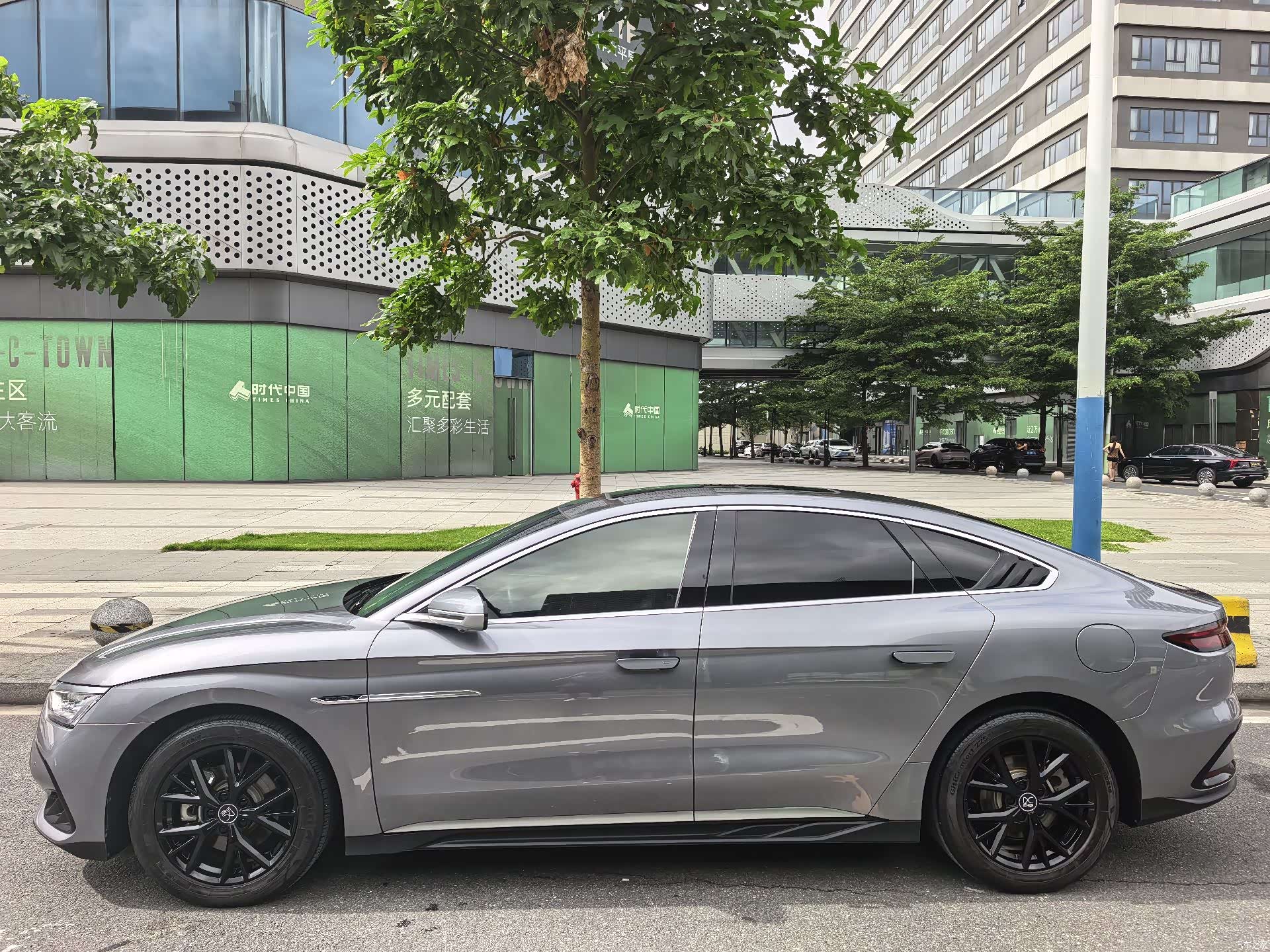 BYD Han, 2024 все фото