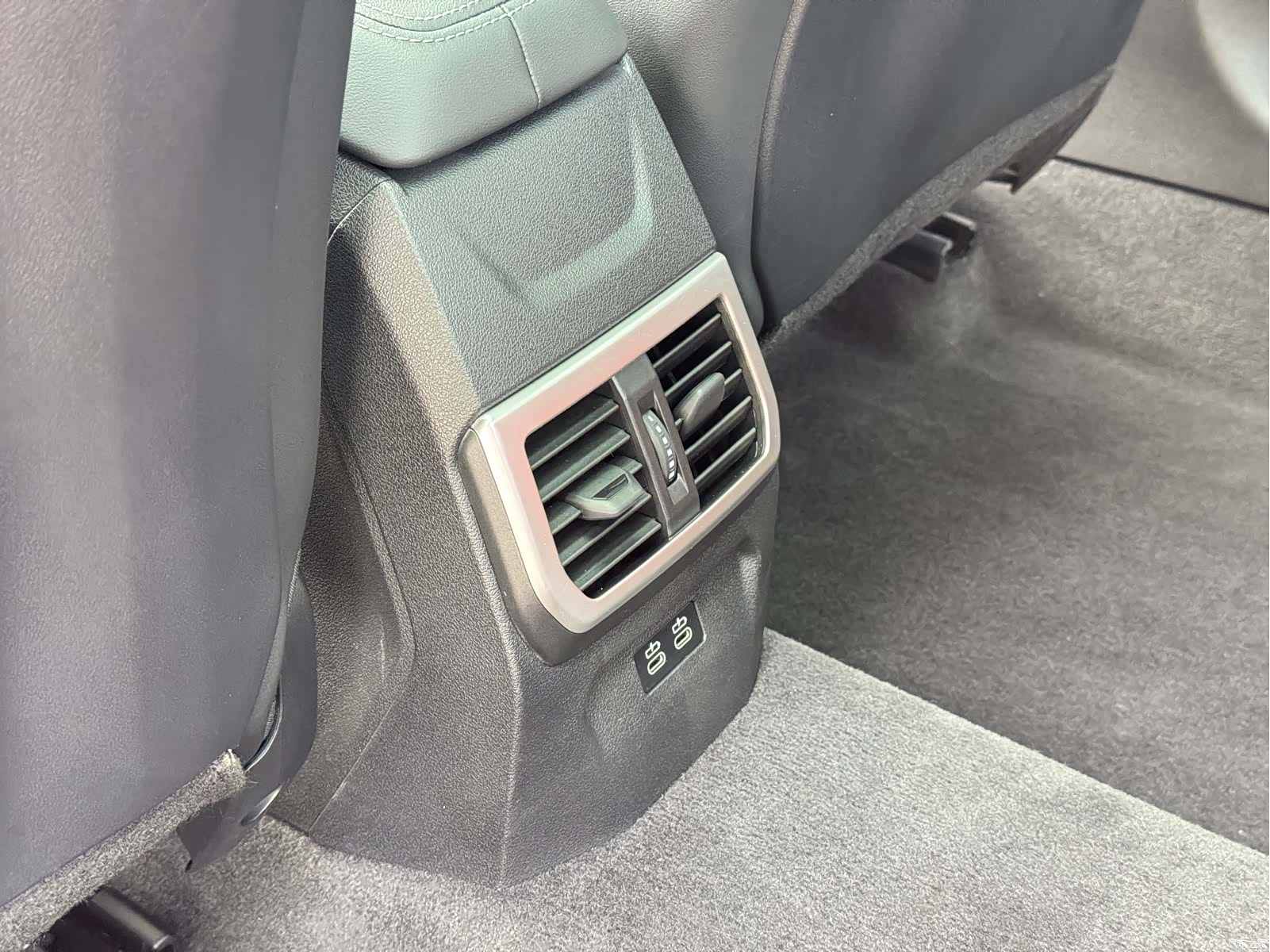 BMW 2 Series, 2025 16