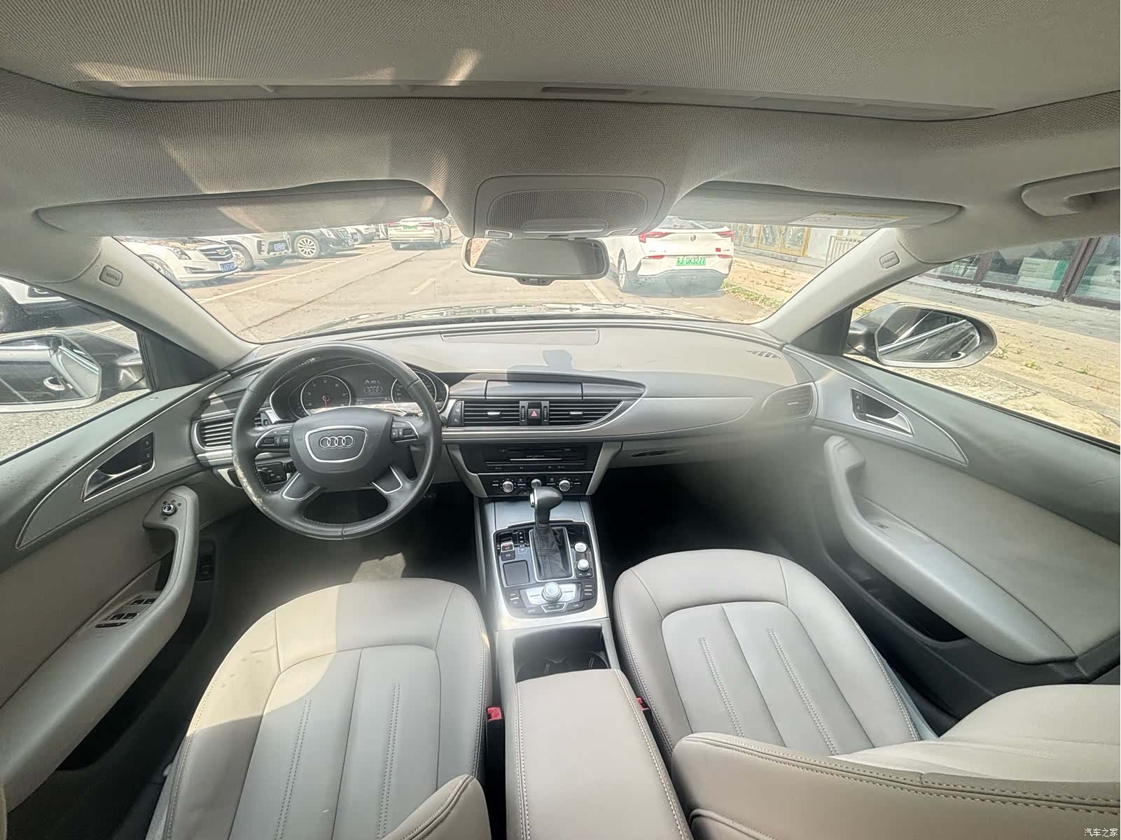 Audi A6L, 2014 11