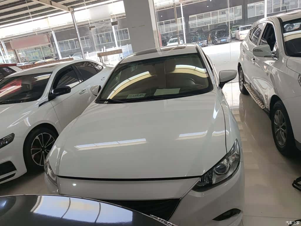 Mazda Atenza, 2015 3