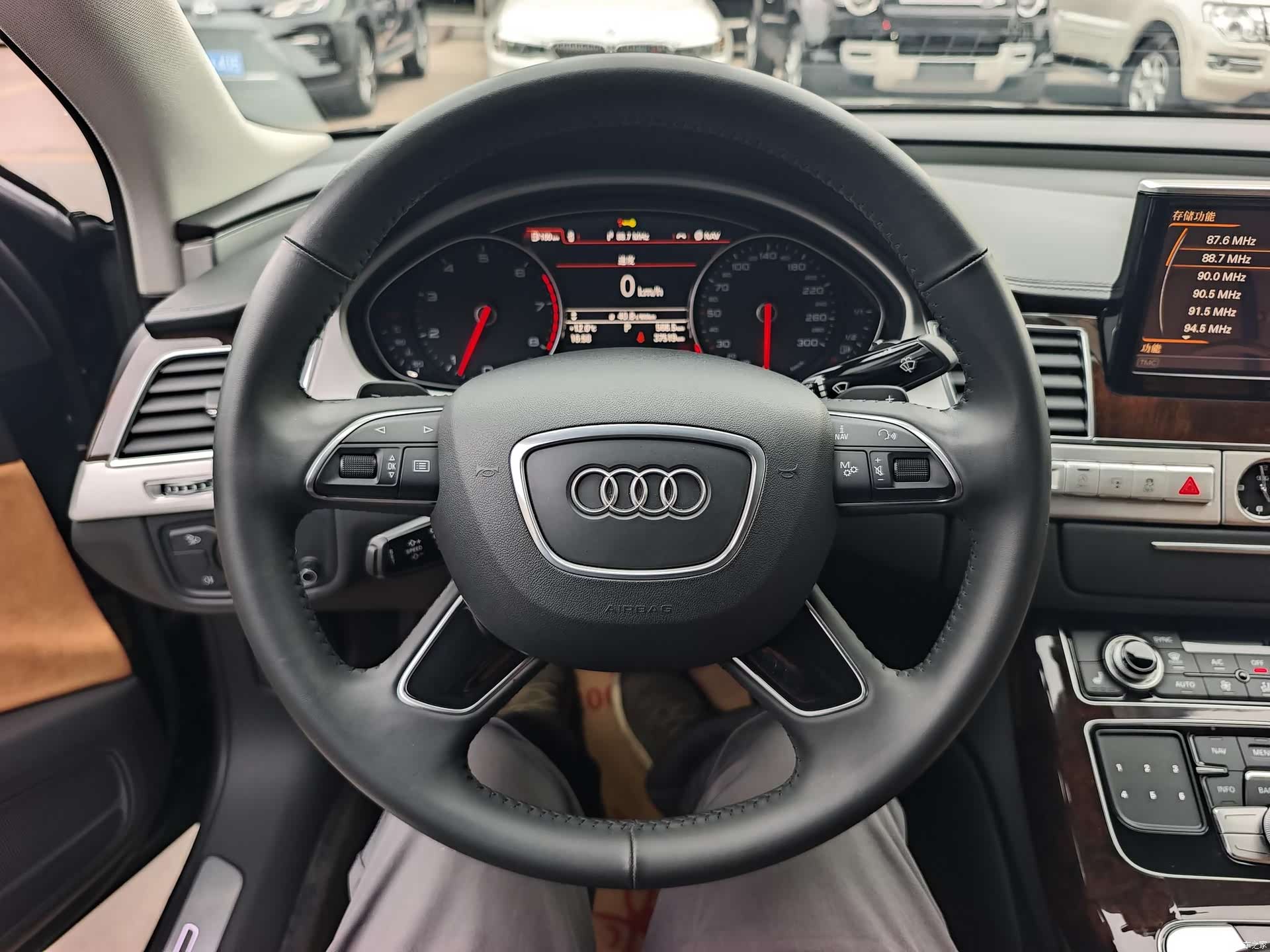 Audi A8L, 2018 7