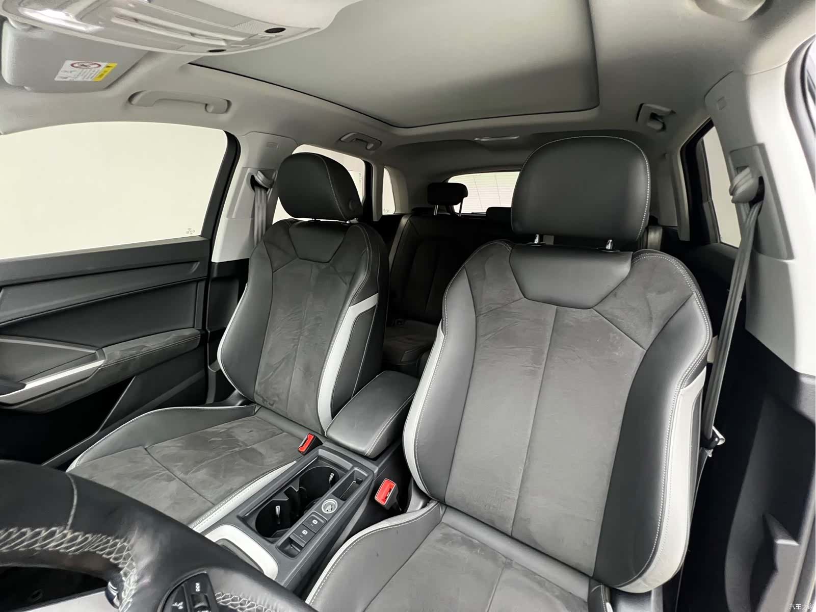 Audi Q3, 2022 12