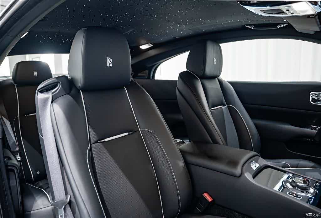 Rolls-Royce Wraith, 2018 16