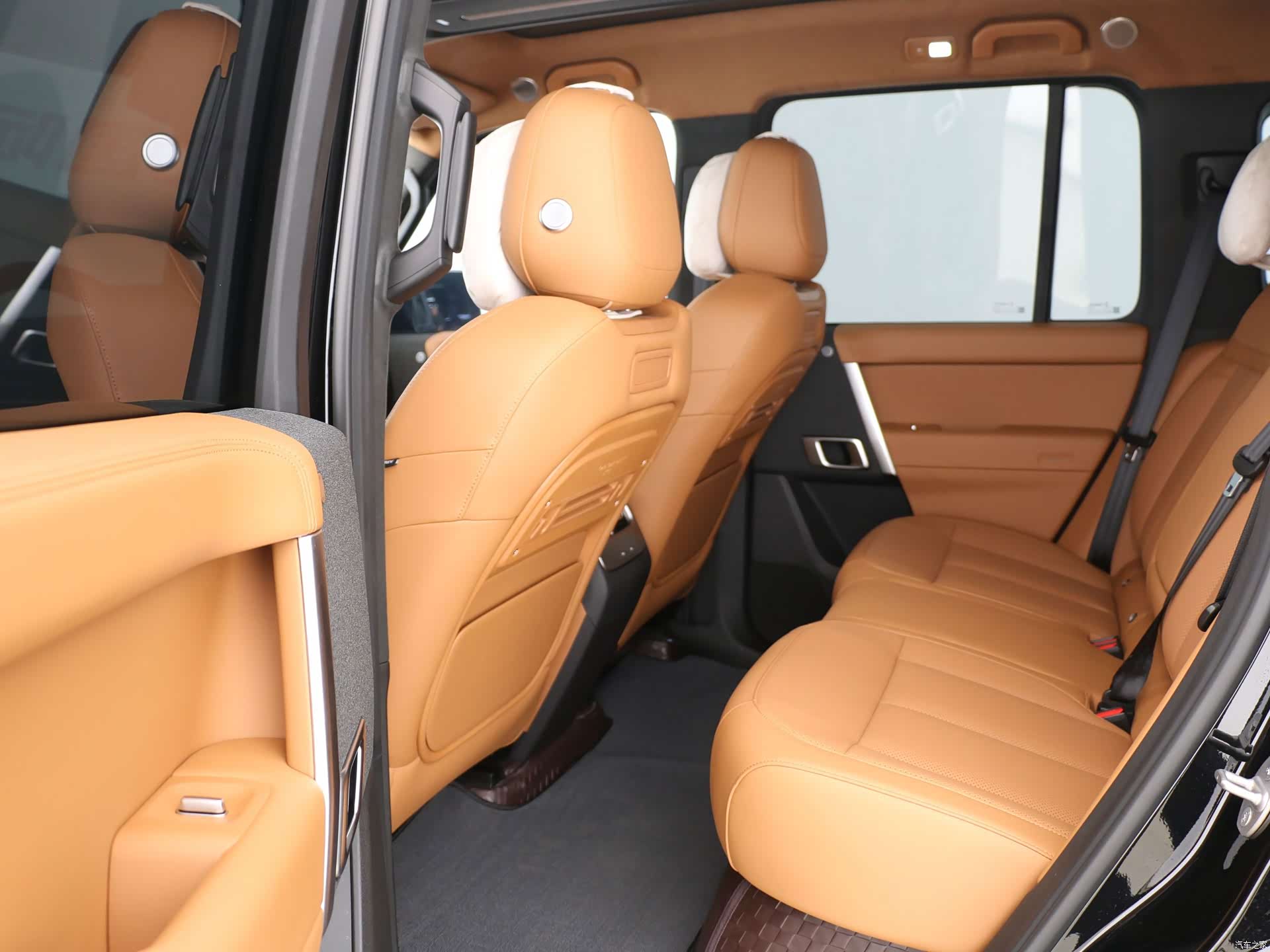 Chery V27, 2026 10