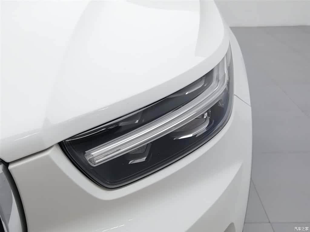 Volvo XC40, 2019 7
