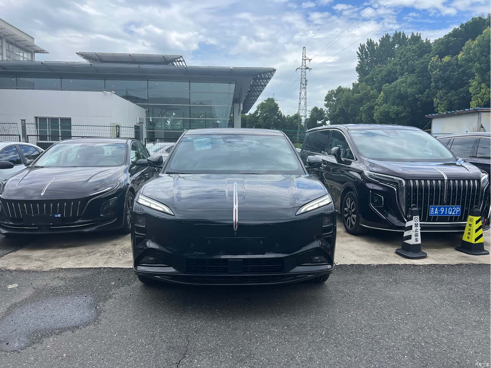 Hongqi 08, 2024 3
