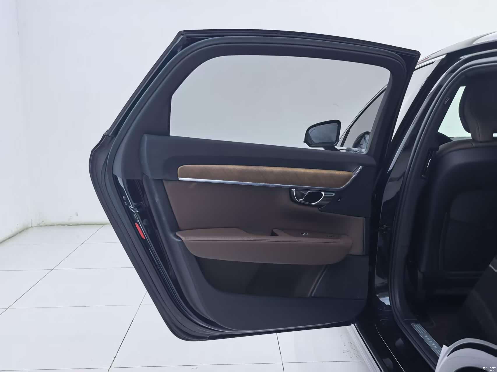 Volvo S90, 2021 23