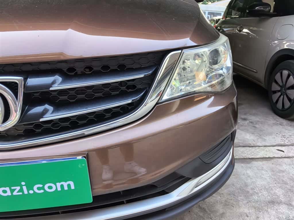Wuling 730, 2016 24