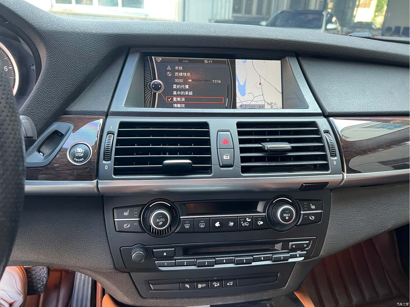 BMW X6, 2012 11