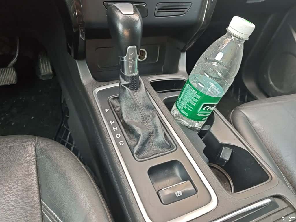 Ford Kuga, 2017 14