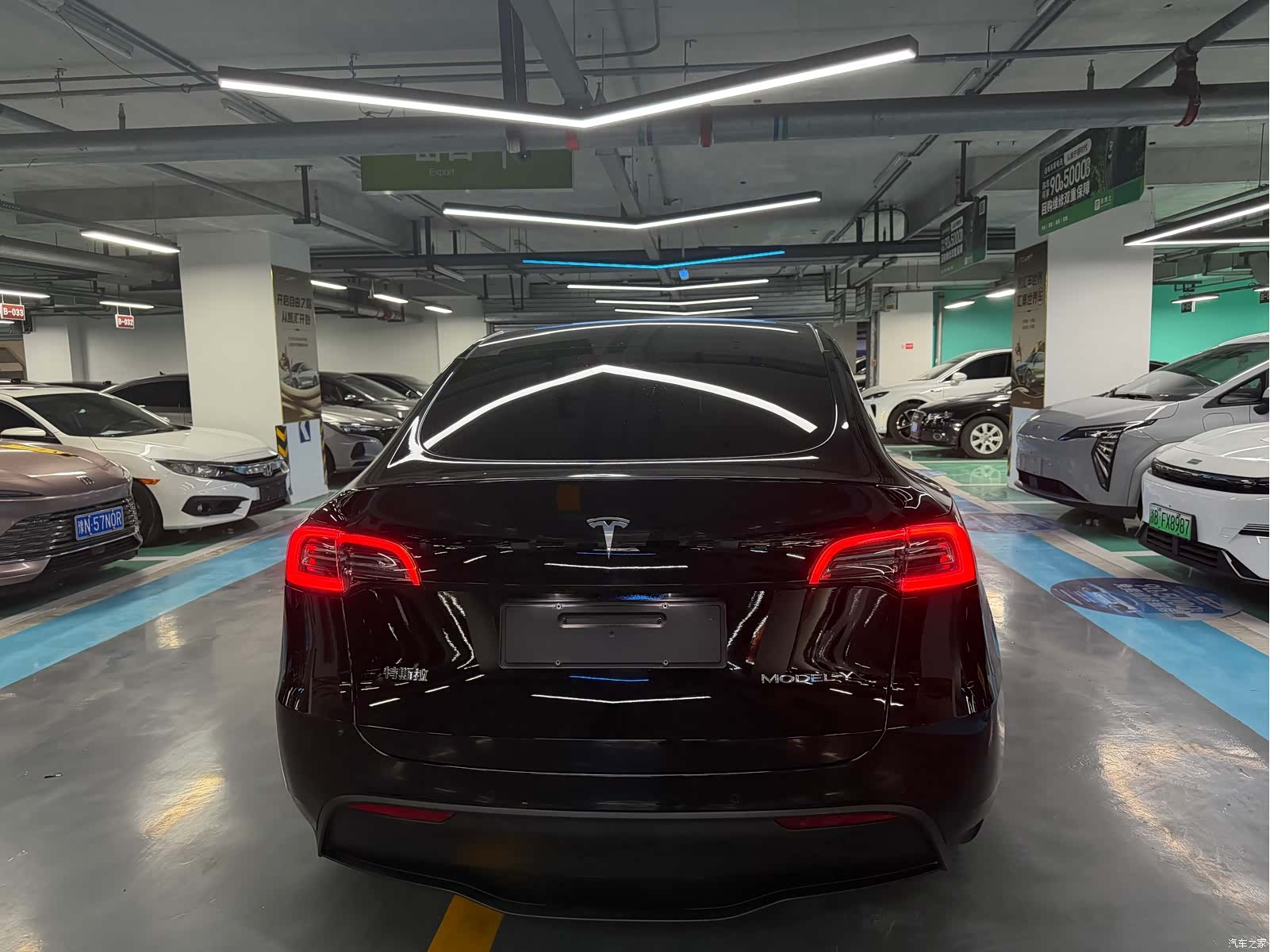 Tesla Model Y, 2023 14