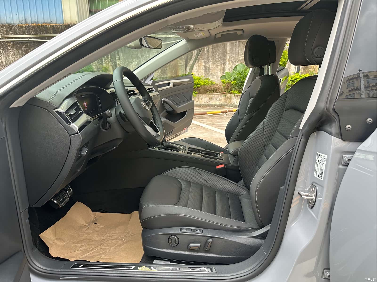Volkswagen CC, 2022 8