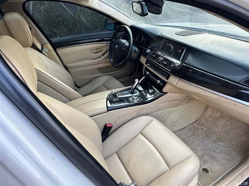 BMW 5 Series, 2012 8