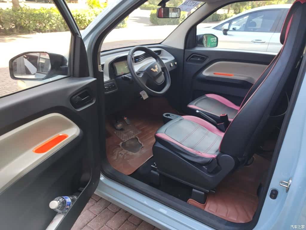 Wuling MINIEV, 2020 16