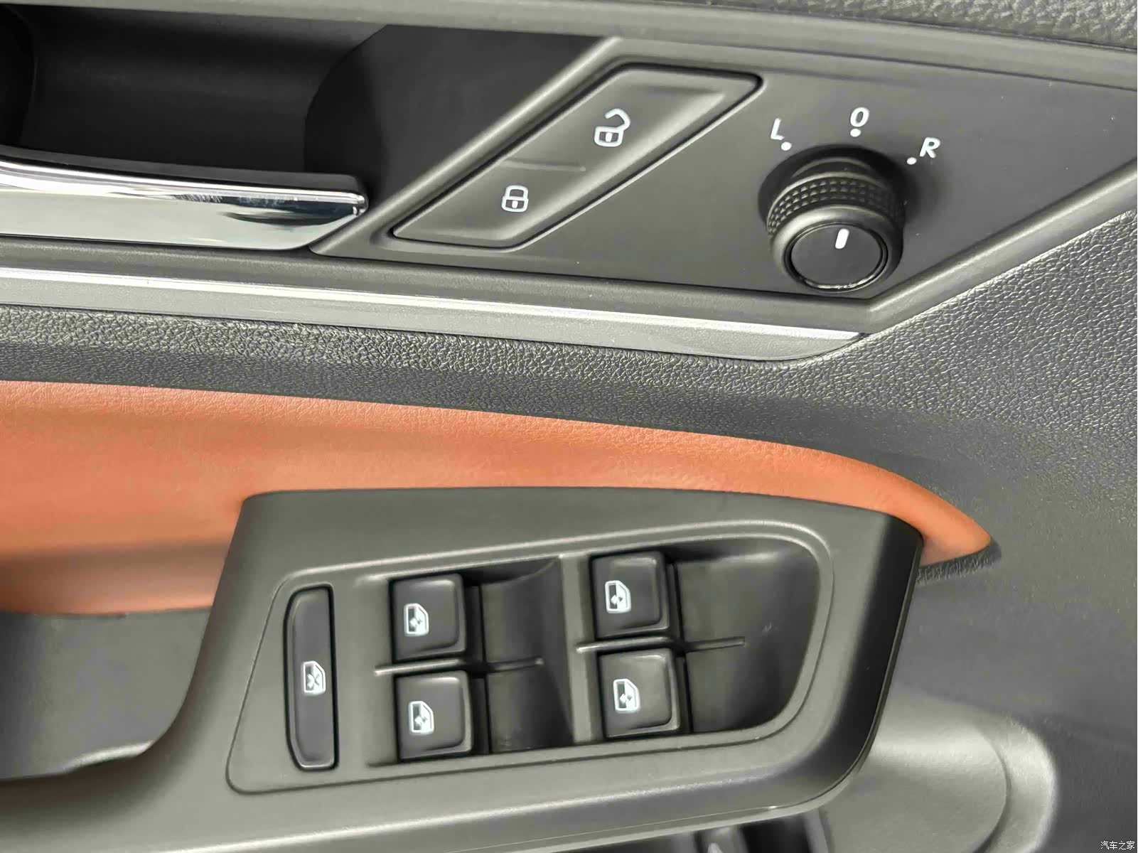 Volkswagen Lamando, 2020 11