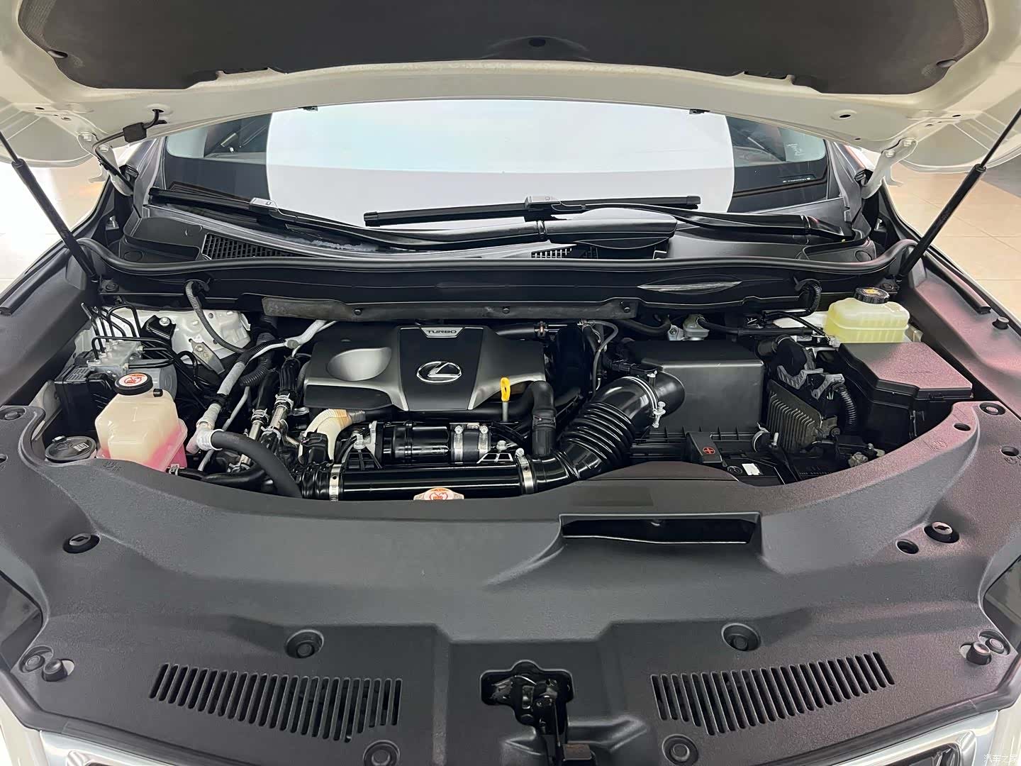 Lexus RX, 2019 26