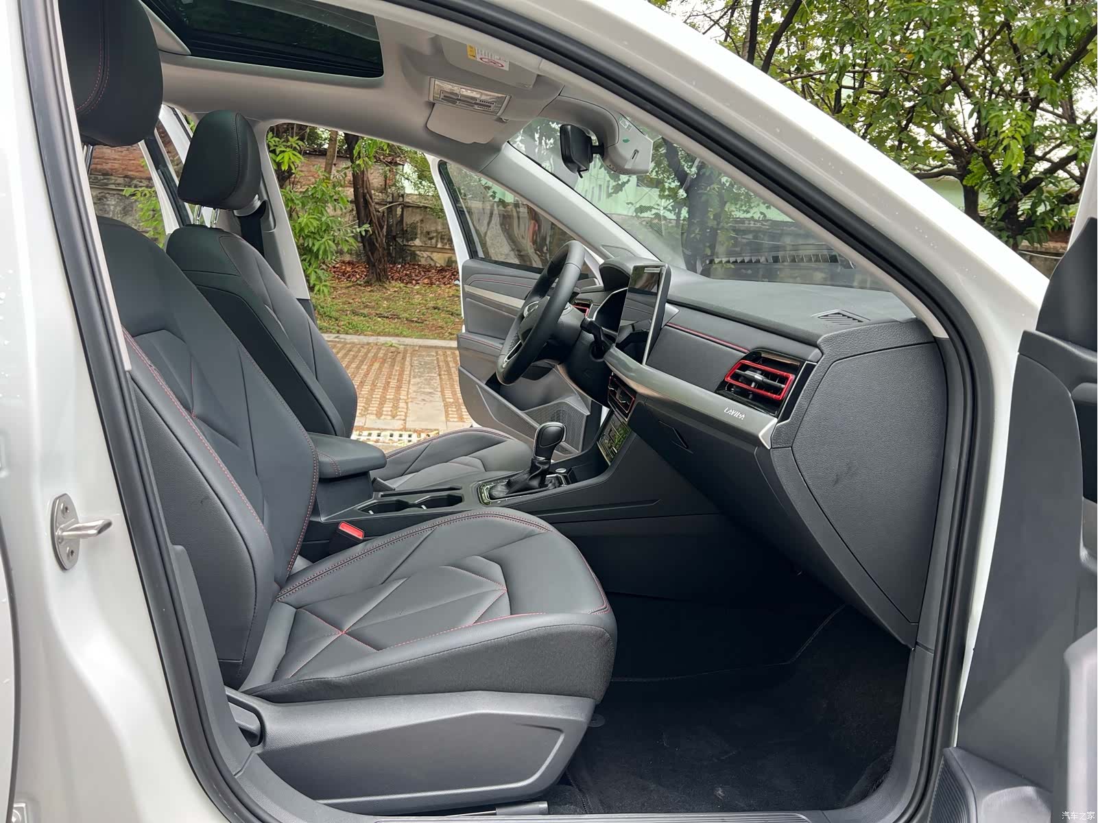 Volkswagen Lavida, 2025 7