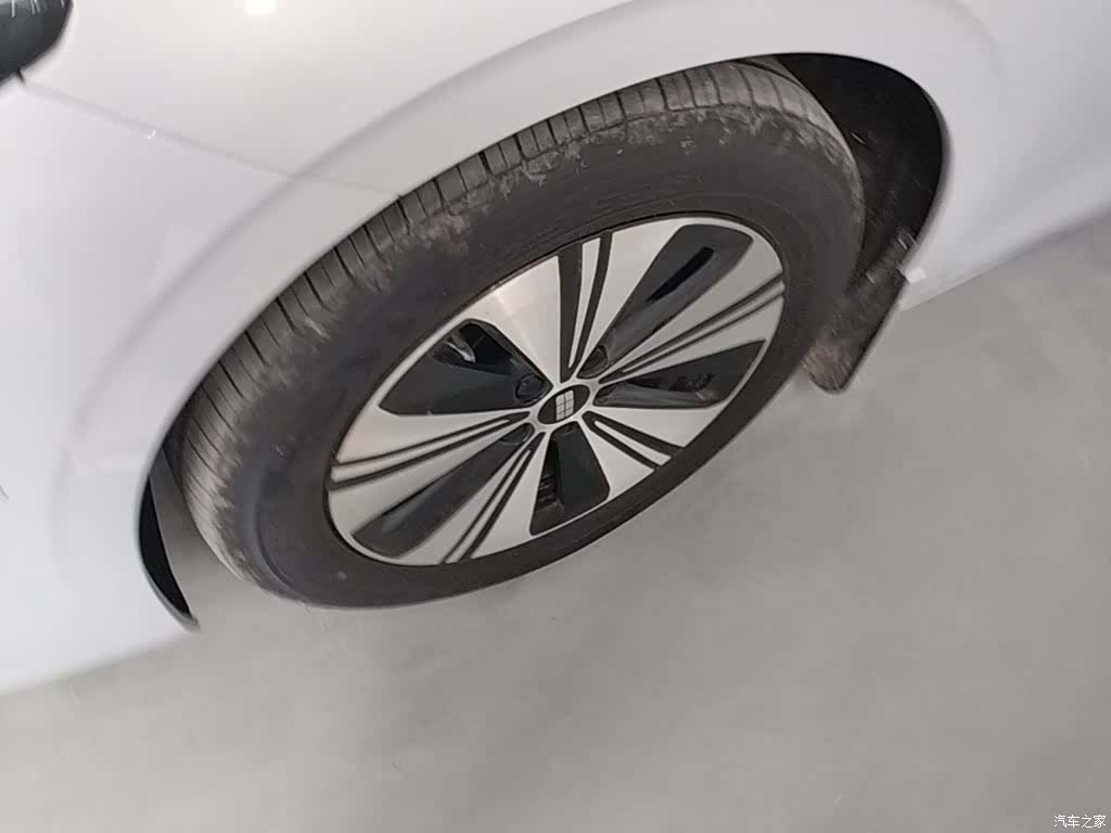Geely A7, 2025 23