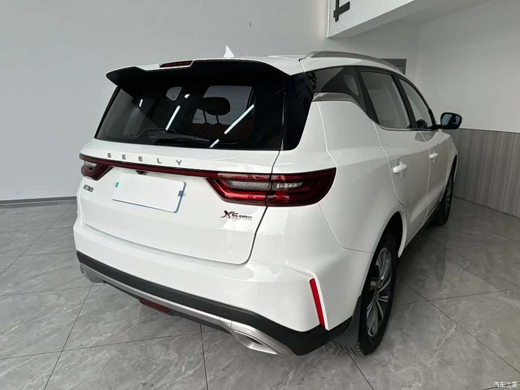 Geely X6, 2022 6