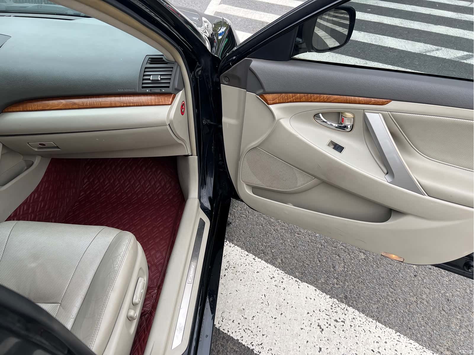 Toyota Camry, 2011 7
