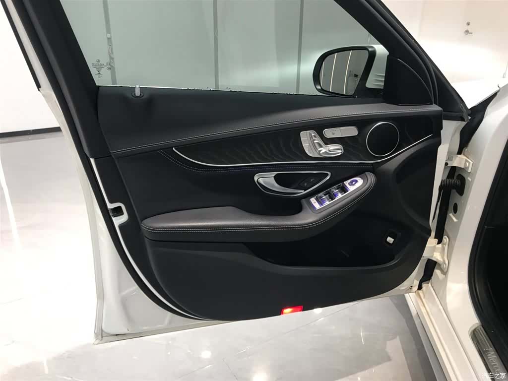 Mercedes-Benz C-Class, 2020 11