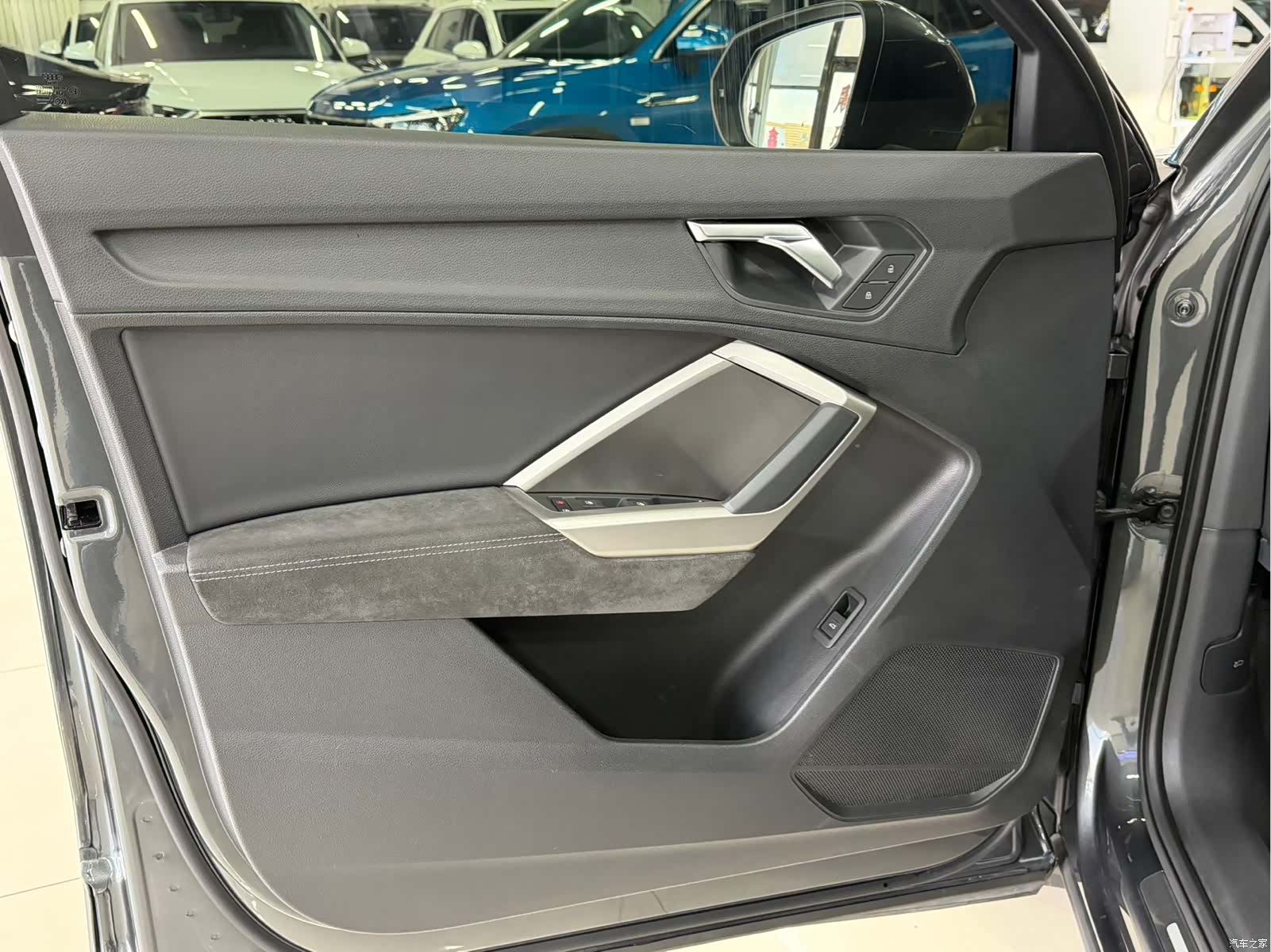 Audi Q3, 2022 8
