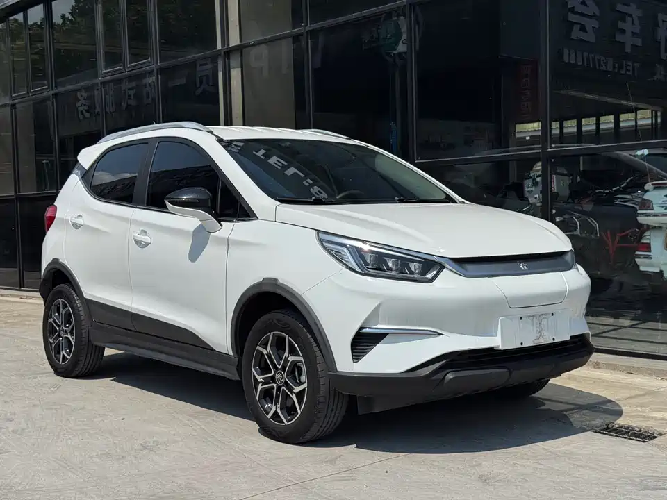 BYD Yuan Pro BYD Yuan Pro