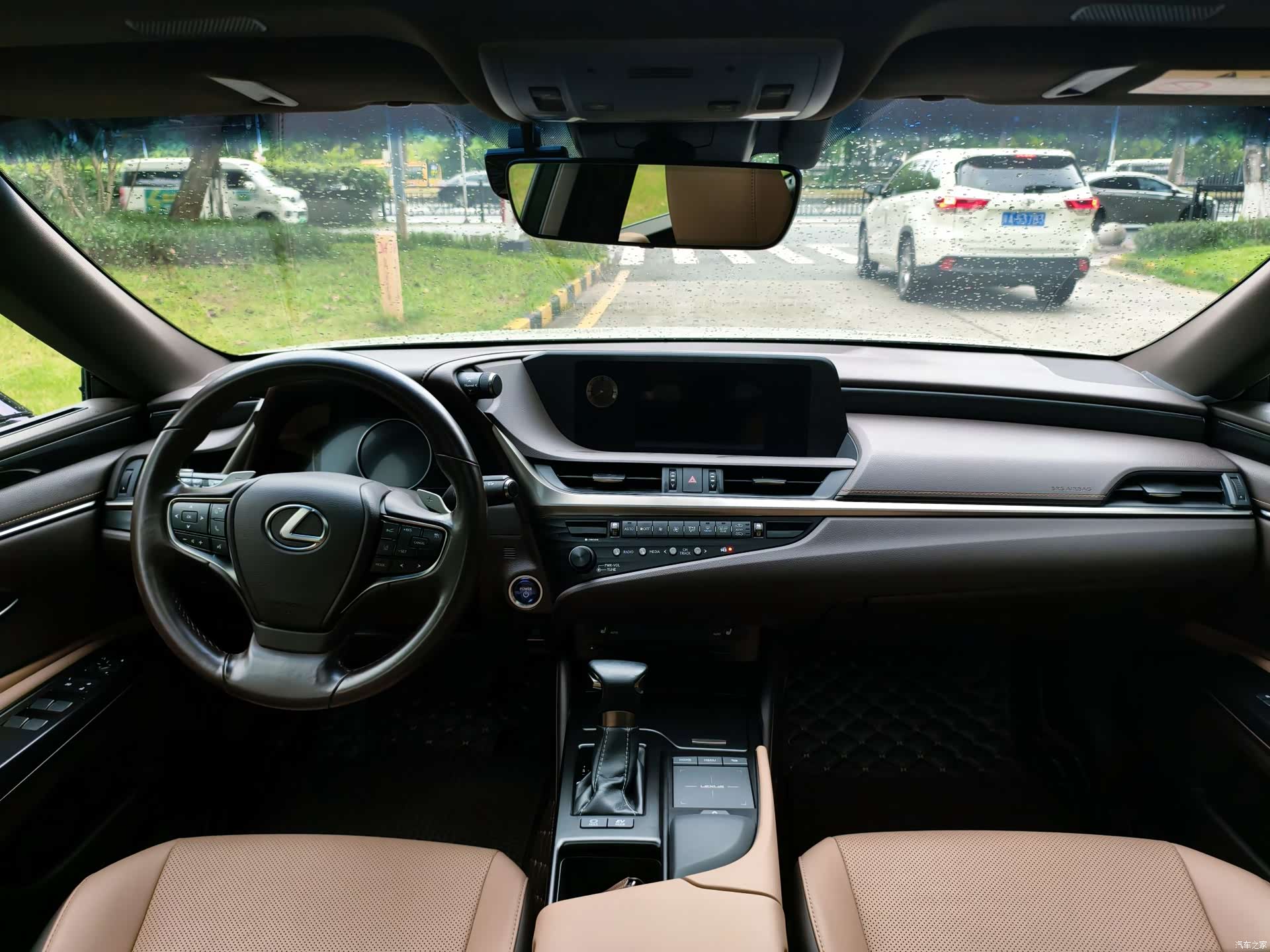 Lexus ES, 2019 18