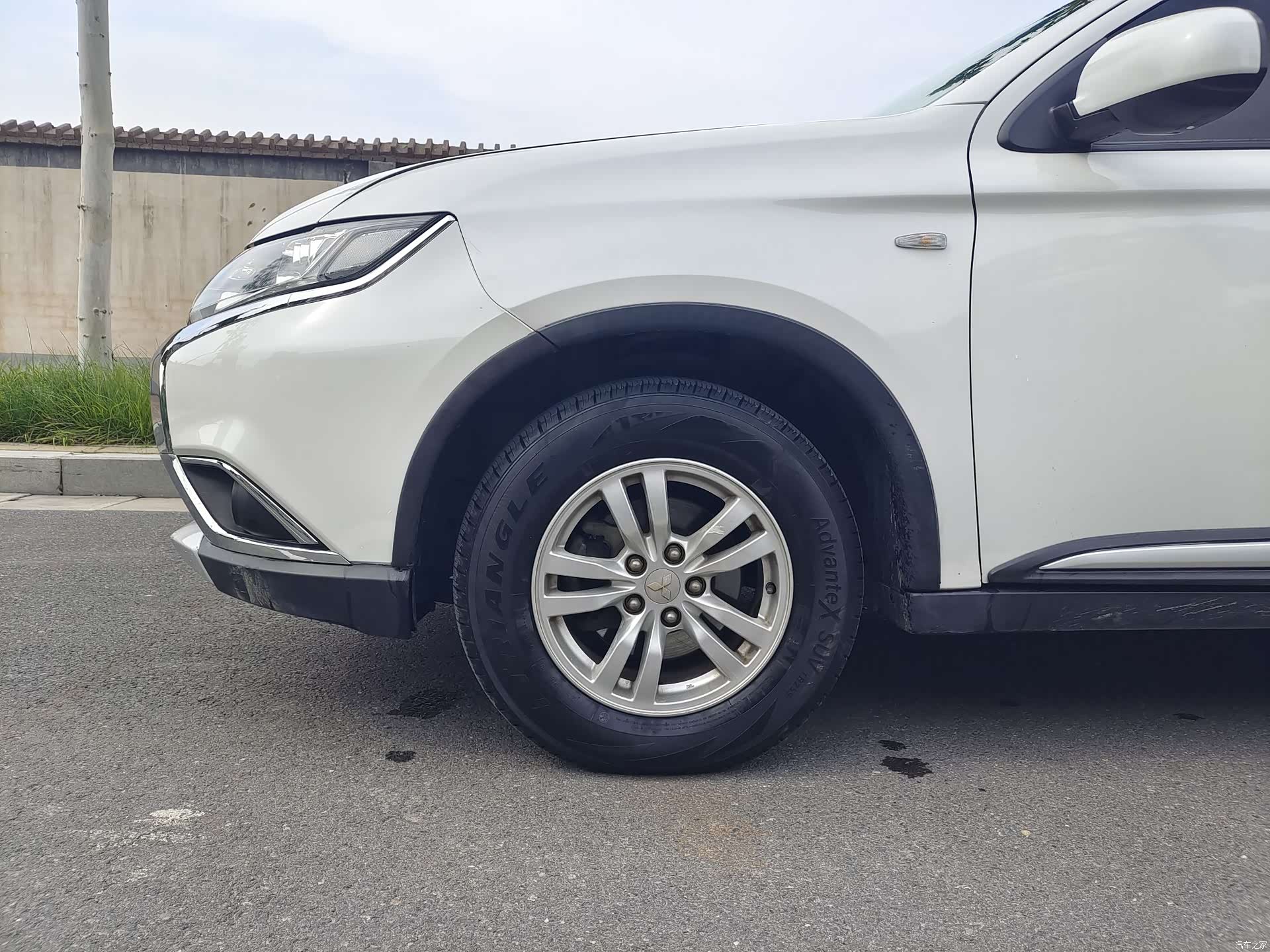 Mitsubishi Outlander, 2017 19