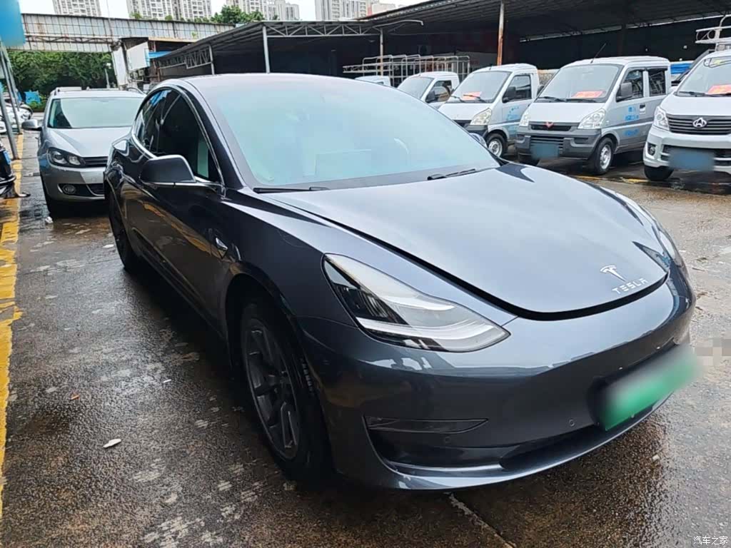 Tesla Model 3, 2019 4