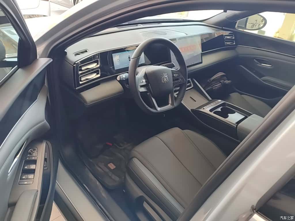 BYD Qin, 2026 16