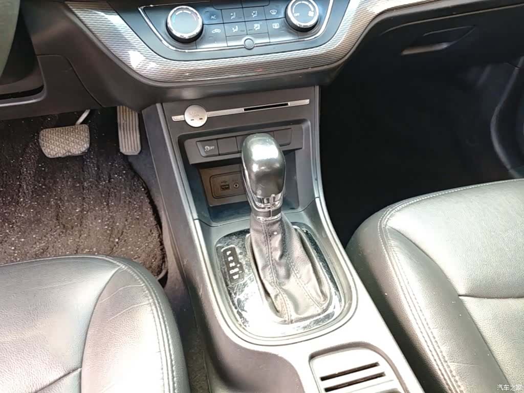 Roewe 360, 2017 14