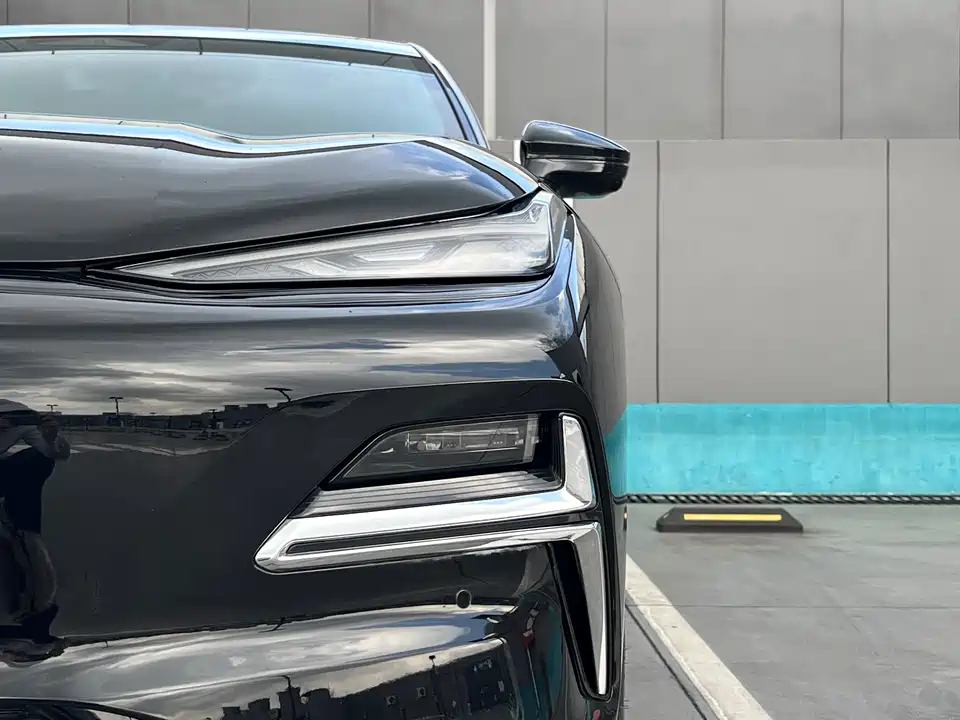 Geely Galaxy Galaxy Sparkle 8