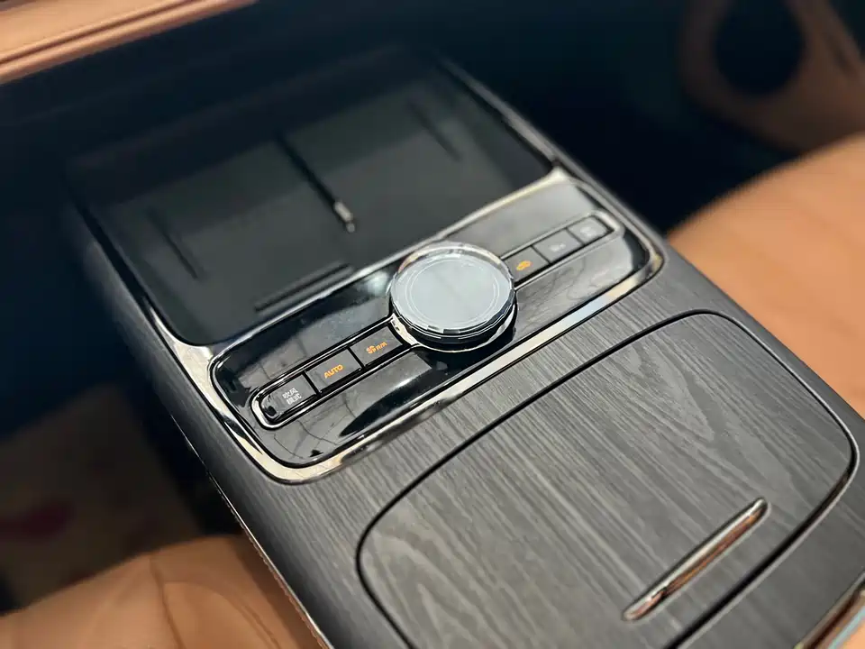 Geely Galaxy Galaxy Sparkle 8