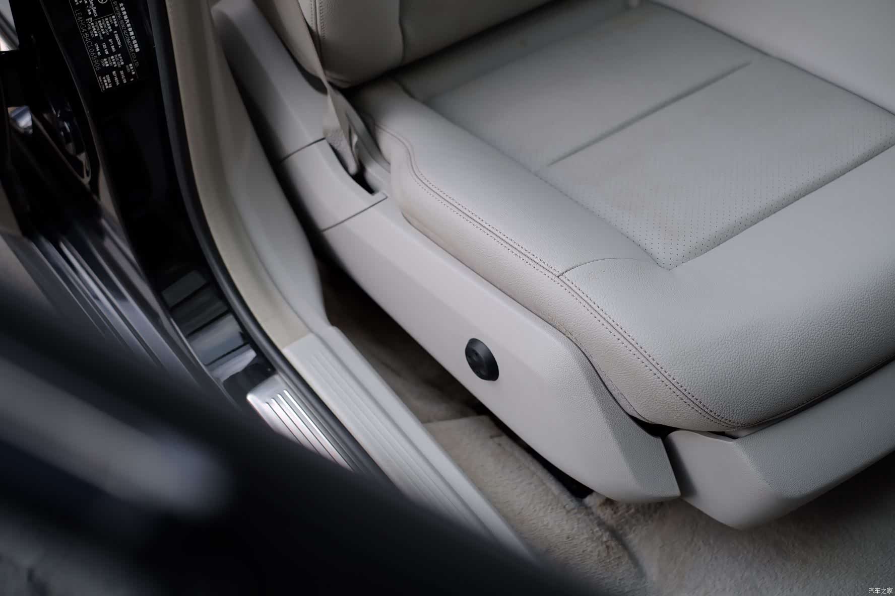 Mercedes-Benz E-Class, 2012 41