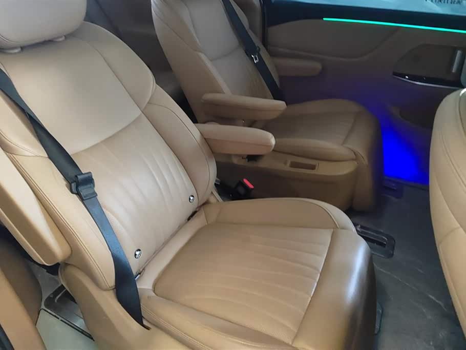 JAC Refine Ruifeng RF8 PHEV