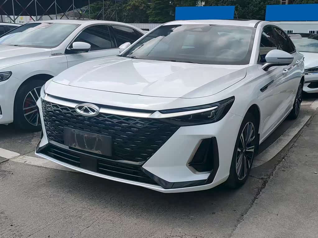 Chery Arrizo 8