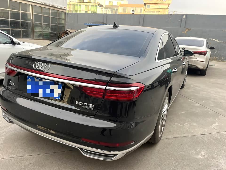 Audi A8