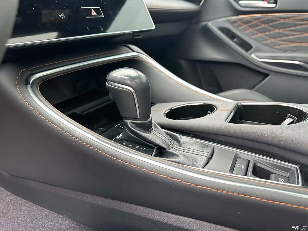 Toyota Avalon, 2024 15