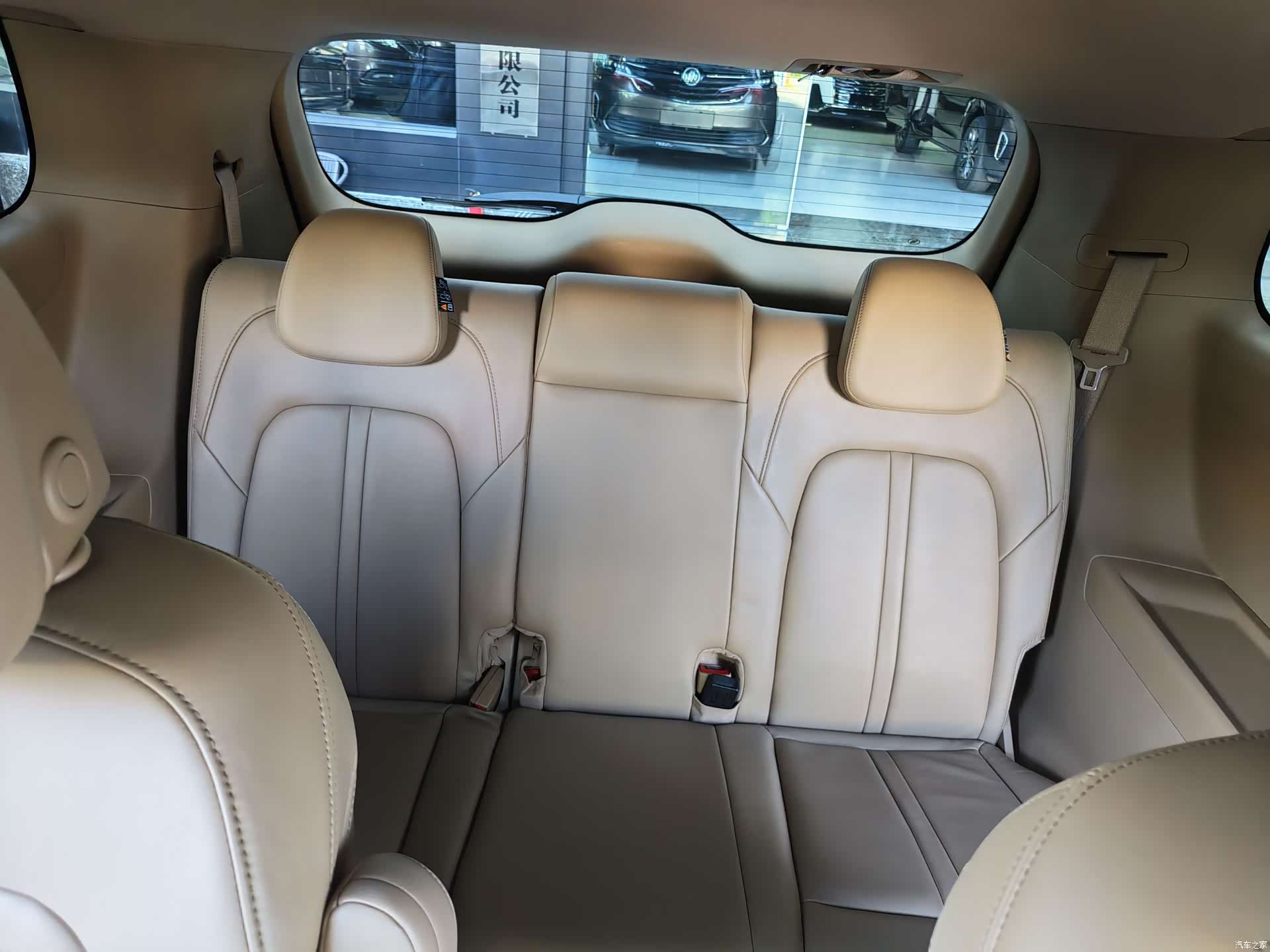 Buick GL8, 2019 12
