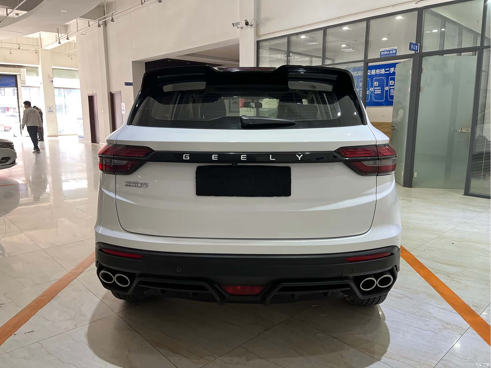 Geely Coolray, 2022 все фото