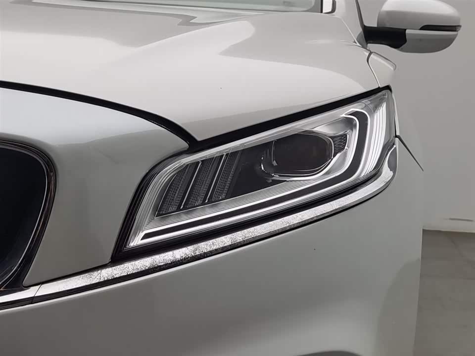 Geely Borui